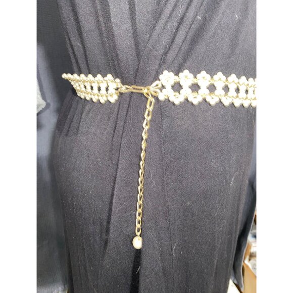 Beaded Belt Gold Tone Faux Pearl Chain Hook Closure Adjustable Fashion Accessory - Picture 3 of 10
